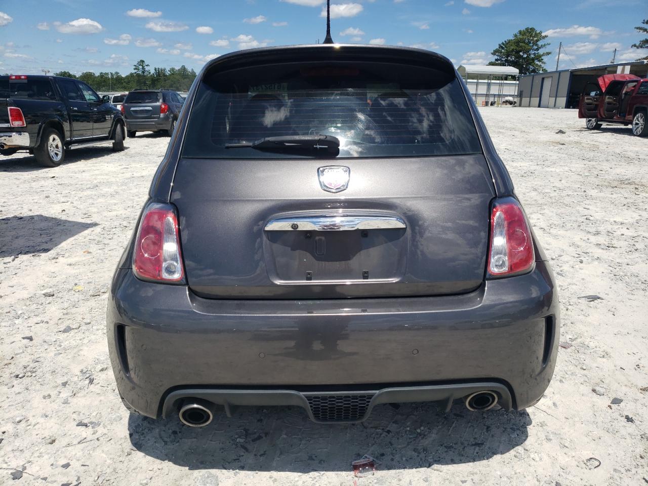 2018 Fiat 500 Abarth VIN: 3C3CFFFH8JT359214 Lot: 61527374
