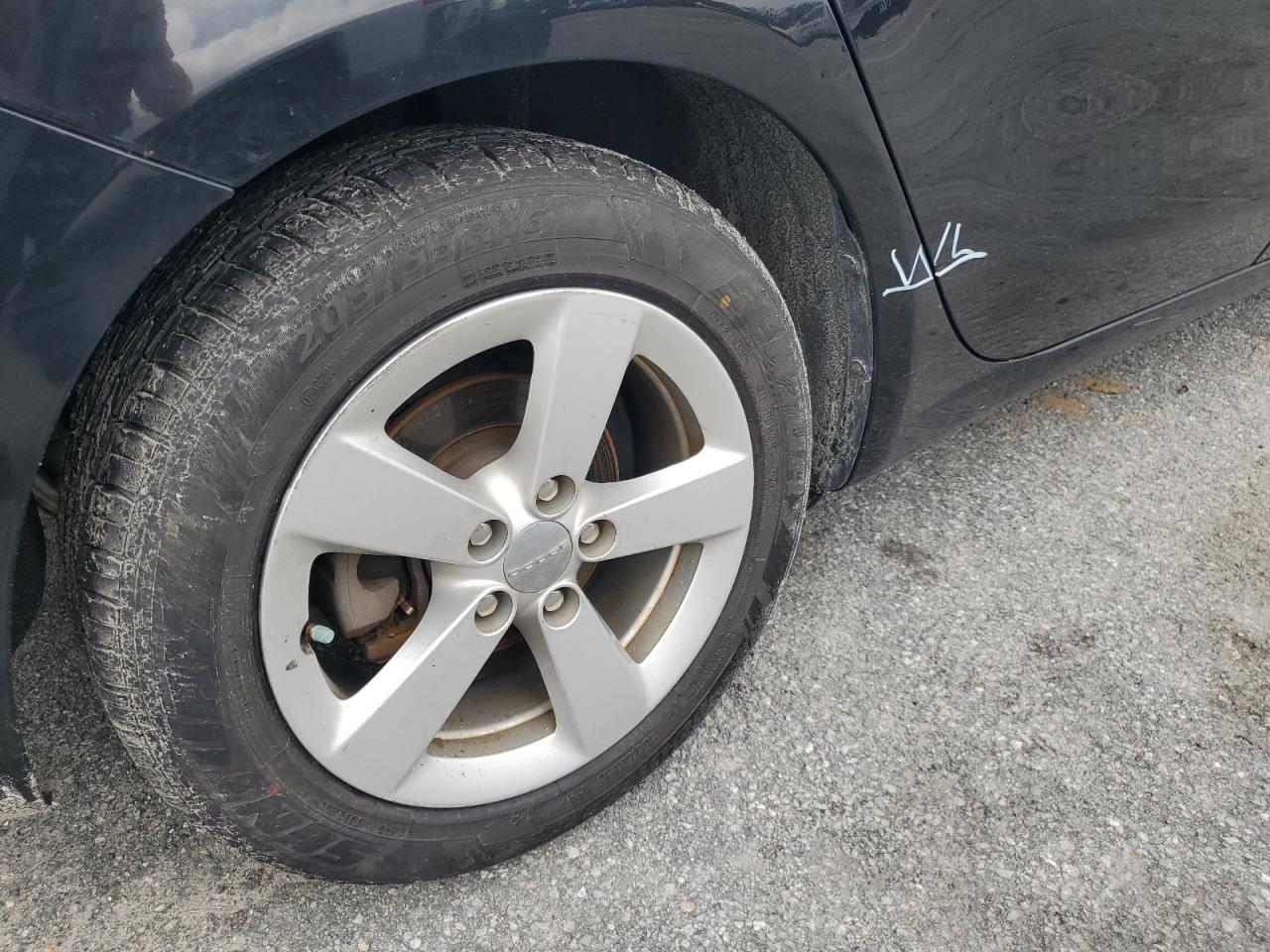 2015 Dodge Dart Sxt VIN: 1C3CDFBB6FD300344 Lot: 64093964