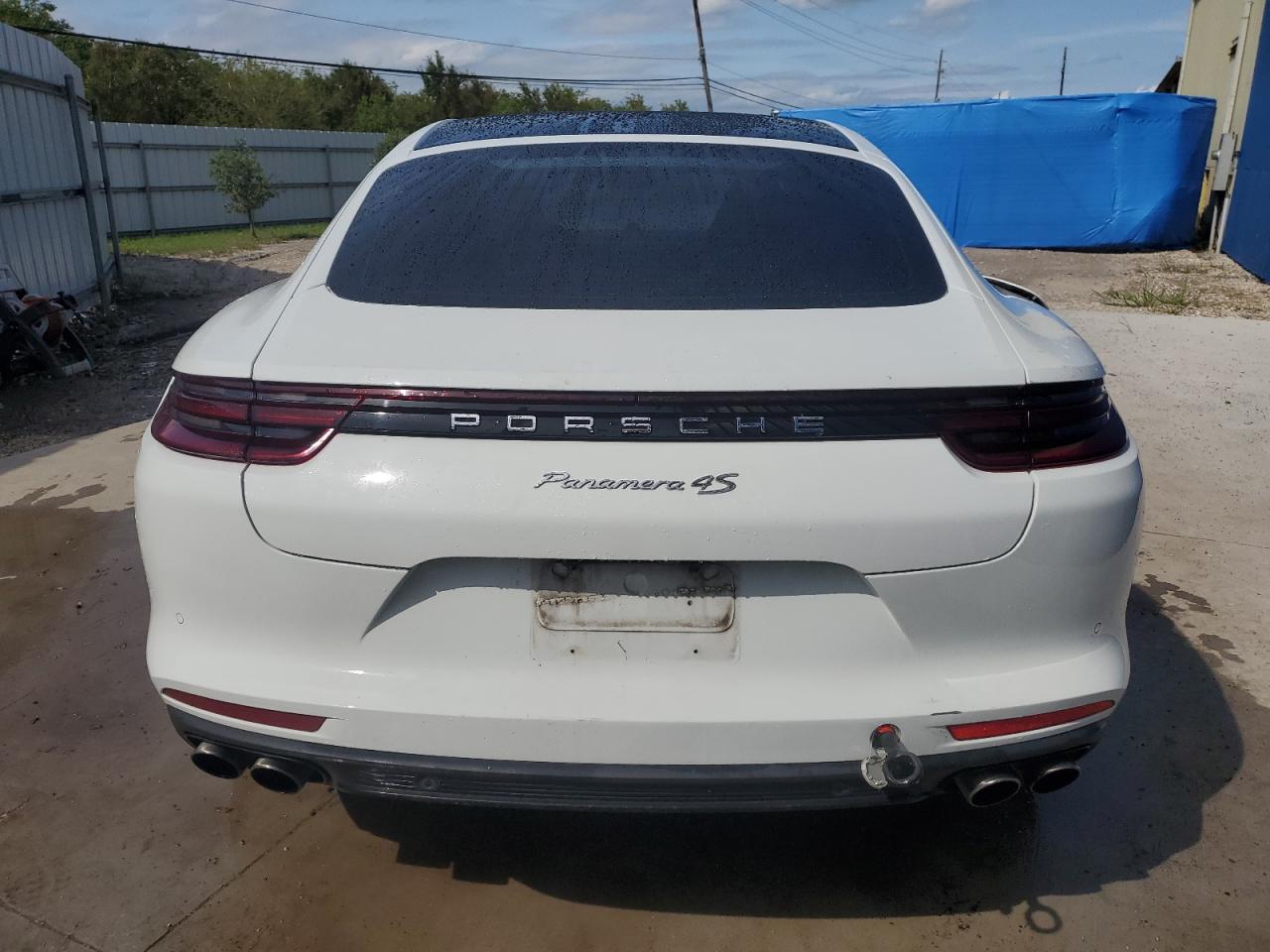 WP0AB2A74JL132300 2018 Porsche Panamera 4S