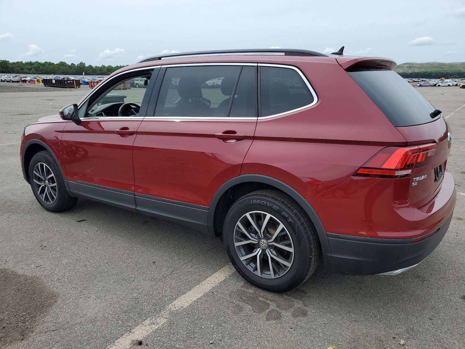 2019 Volkswagen Tiguan Se vin: 3VV2B7AX0KM155303