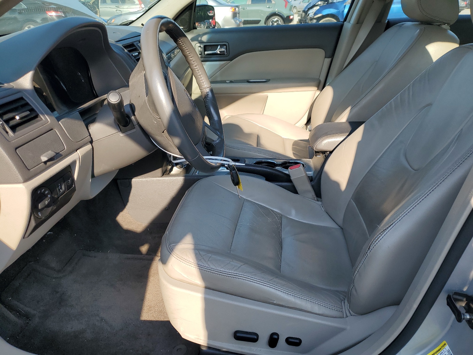 3FAHP0JA5BR218255 2011 Ford Fusion Sel