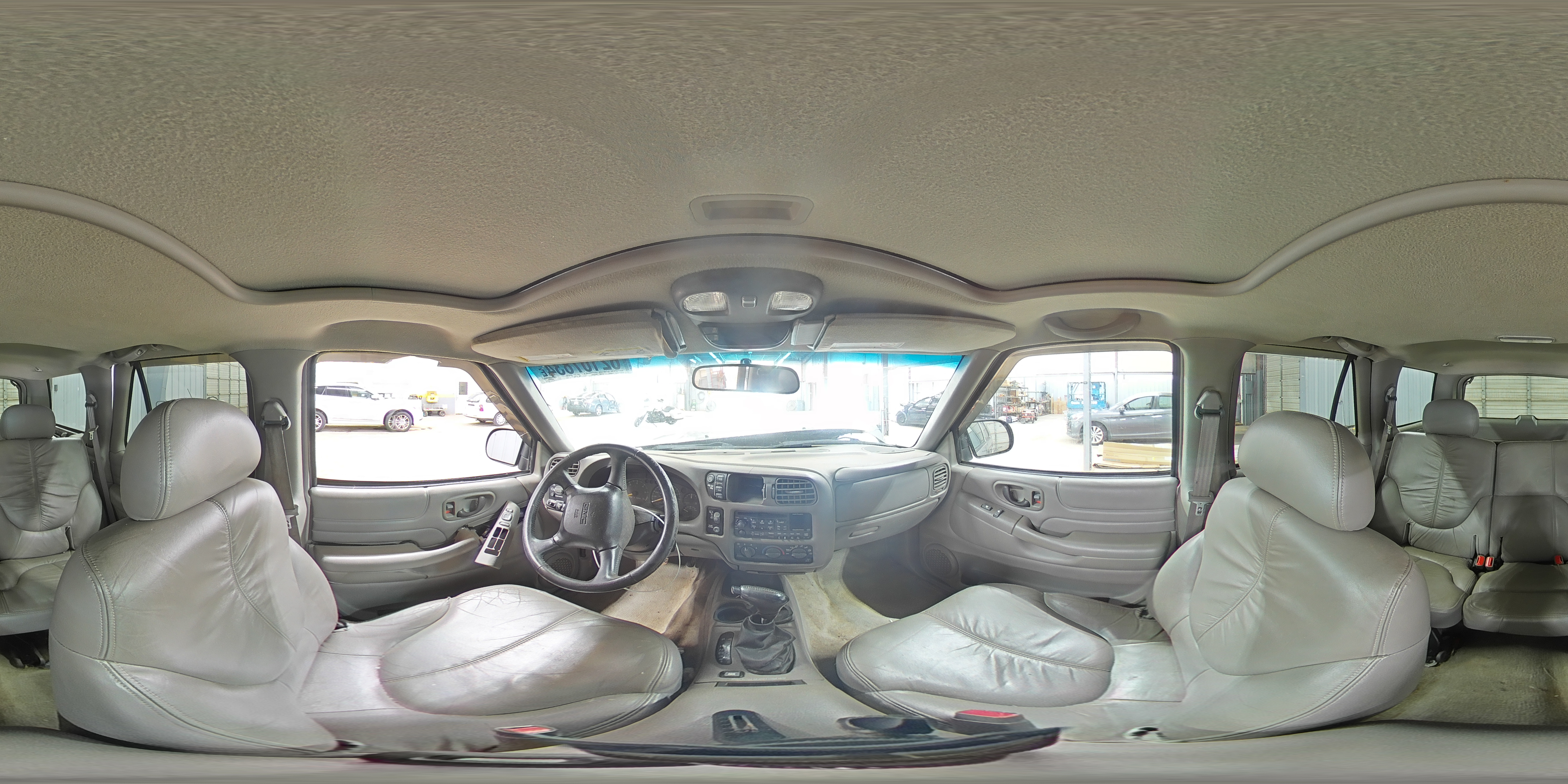 2000 GMC Jimmy / Envoy VIN: 1GKDT13W0Y2373137 Lot: 62107834