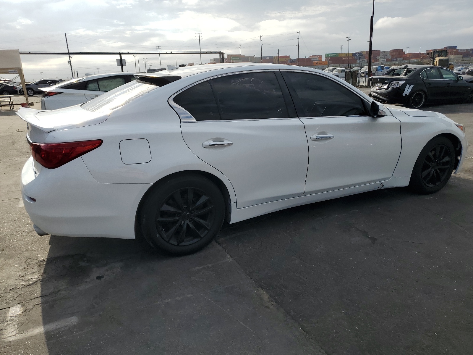 2014 Infiniti Q50 Base vin: JN1BV7AP1EM684039