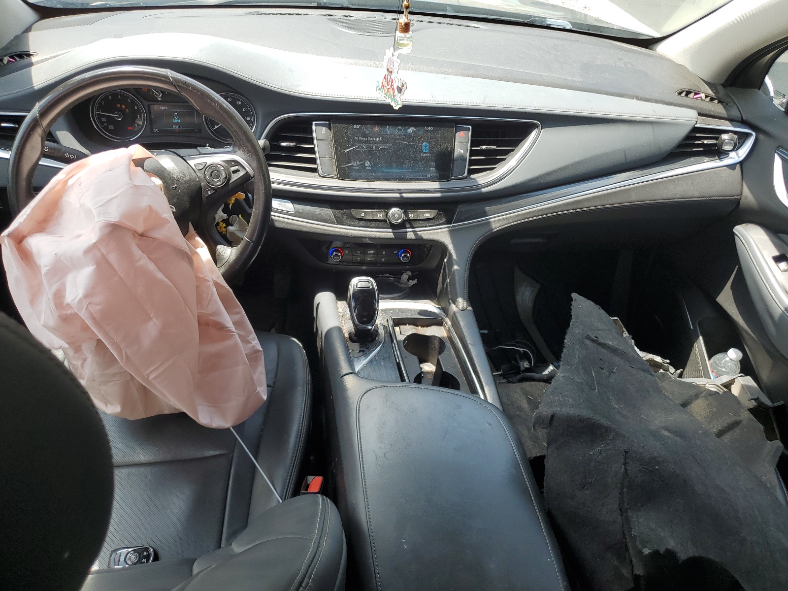 5GAERBKW1KJ170939 2019 Buick Enclave Essence