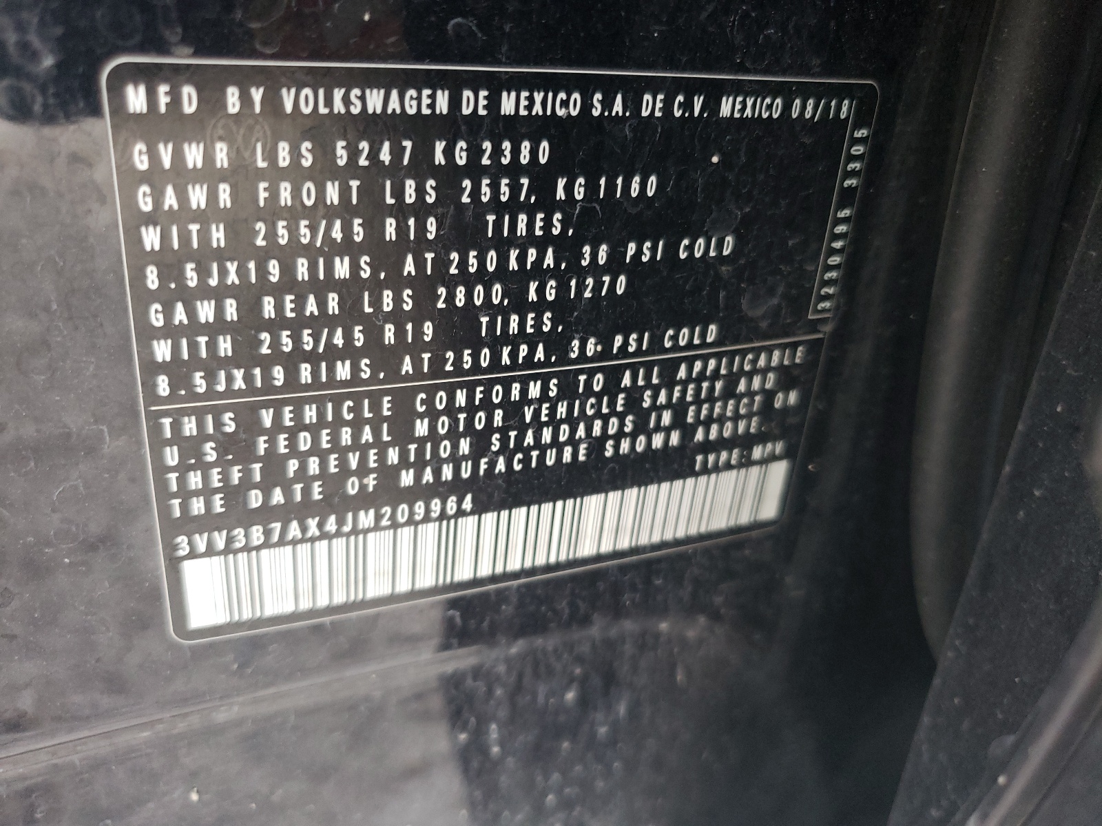 3VV3B7AX4JM209964 2018 Volkswagen Tiguan Se