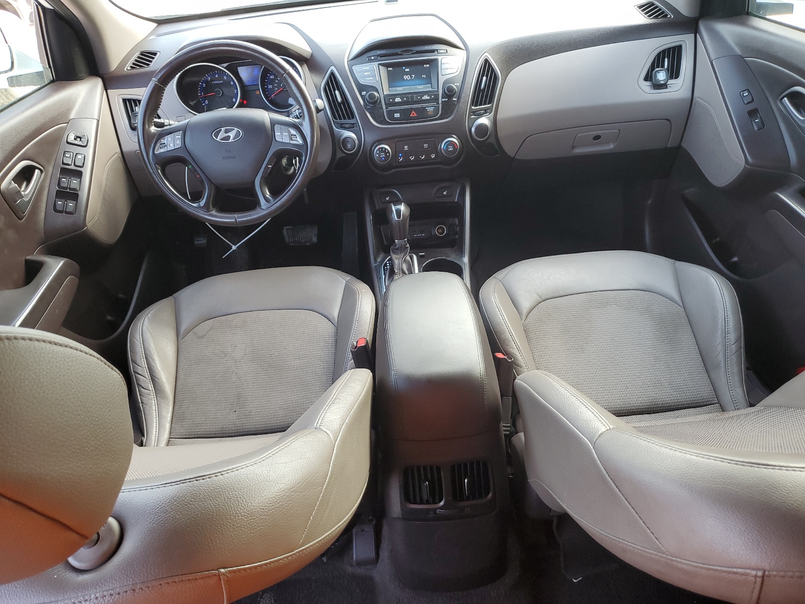 KM8JU3AG2EU790483 2014 Hyundai Tucson Gls