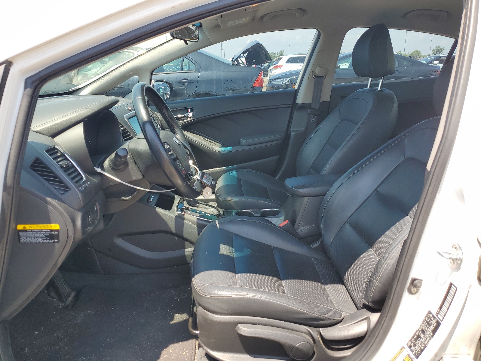 3KPFL4A84HE071346 2017 Kia Forte Ex