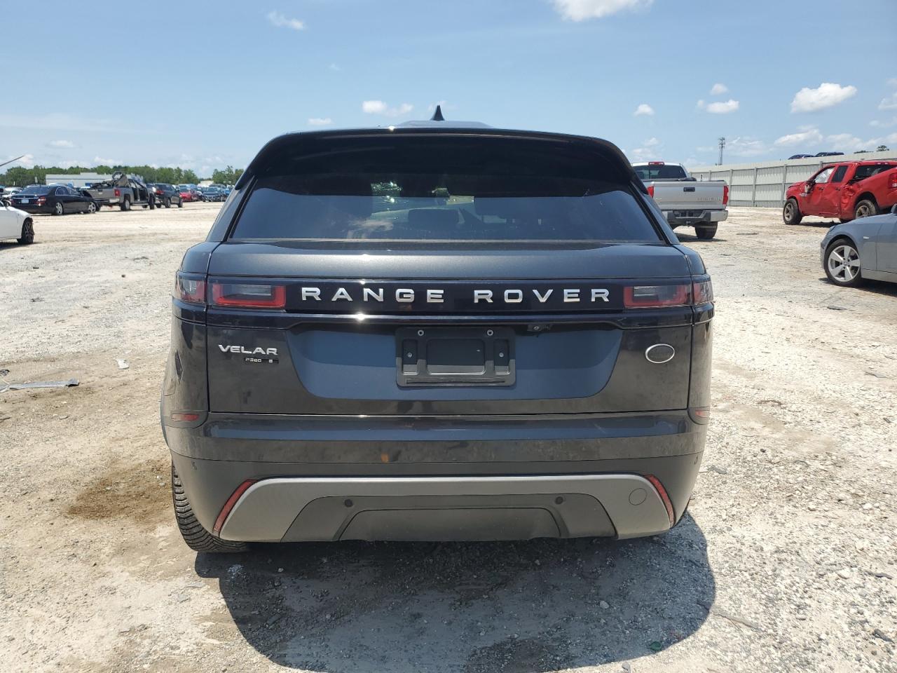 2018 Land Rover Range Rover Velar S VIN: SALYB2RV2JA711789 Lot: 64489394