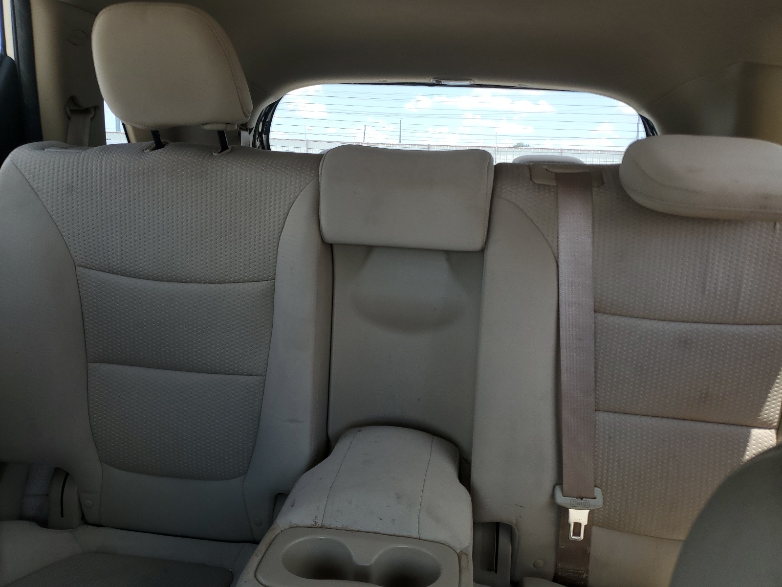 5XYKT4A6XCG279028 2012 Kia Sorento Base