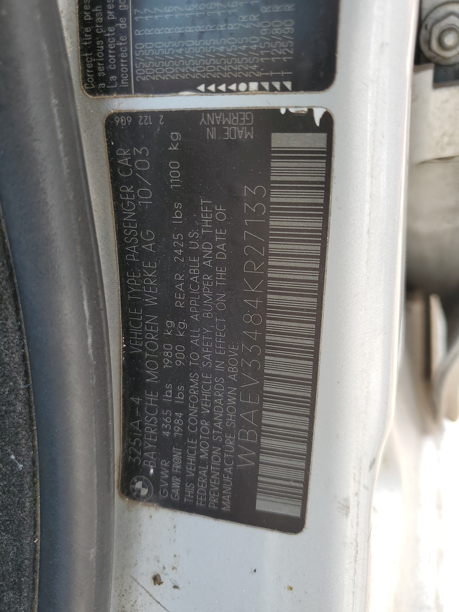 WBAEV33484KR27133 2004 BMW 325 I