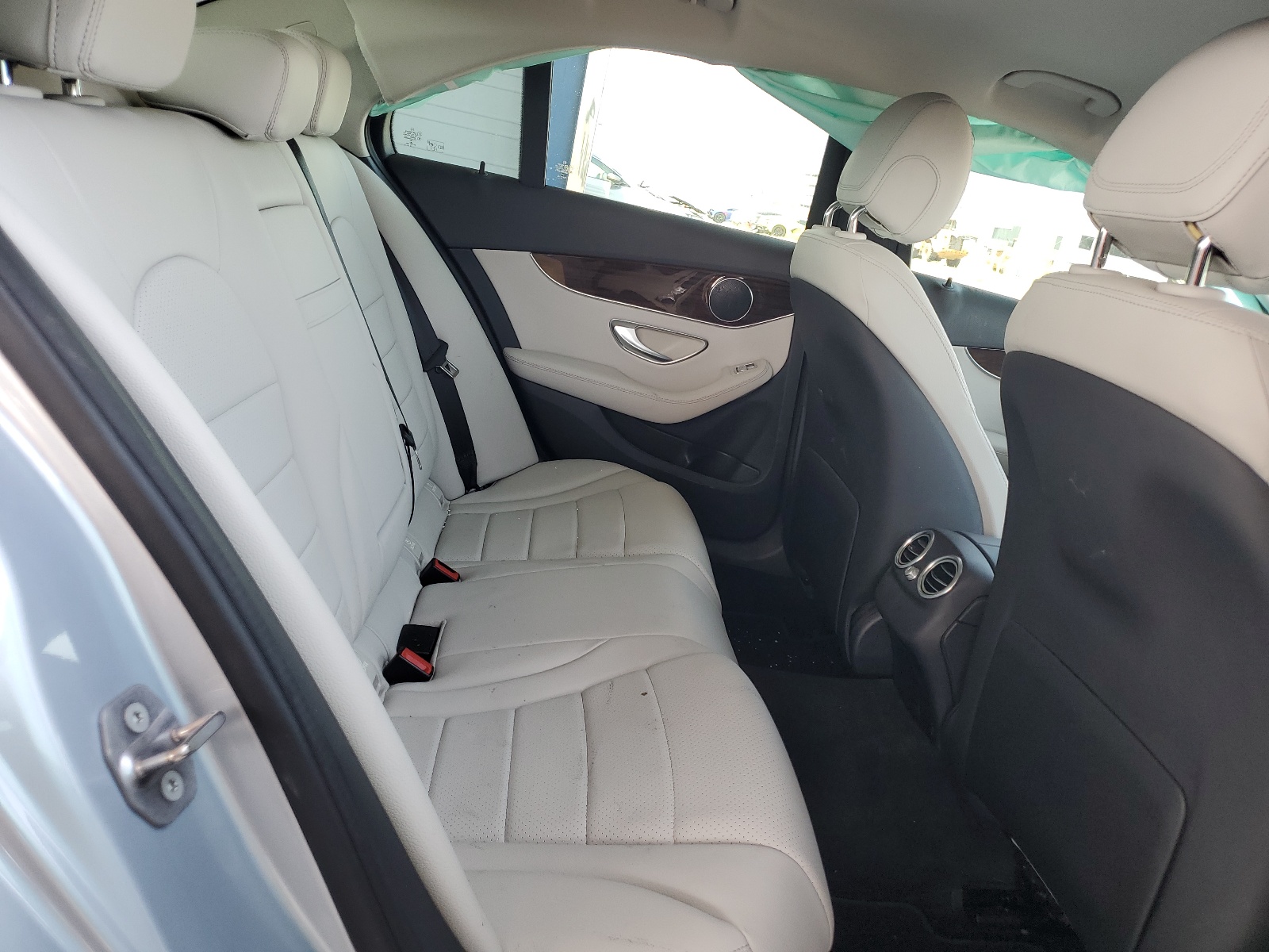 55SWF4JB4HU185634 2017 Mercedes-Benz C 300