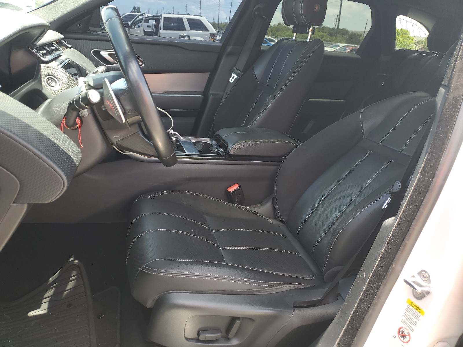 SALYL2RX0JA778633 2018 Land Rover Range Rover Velar R-Dynamic Se