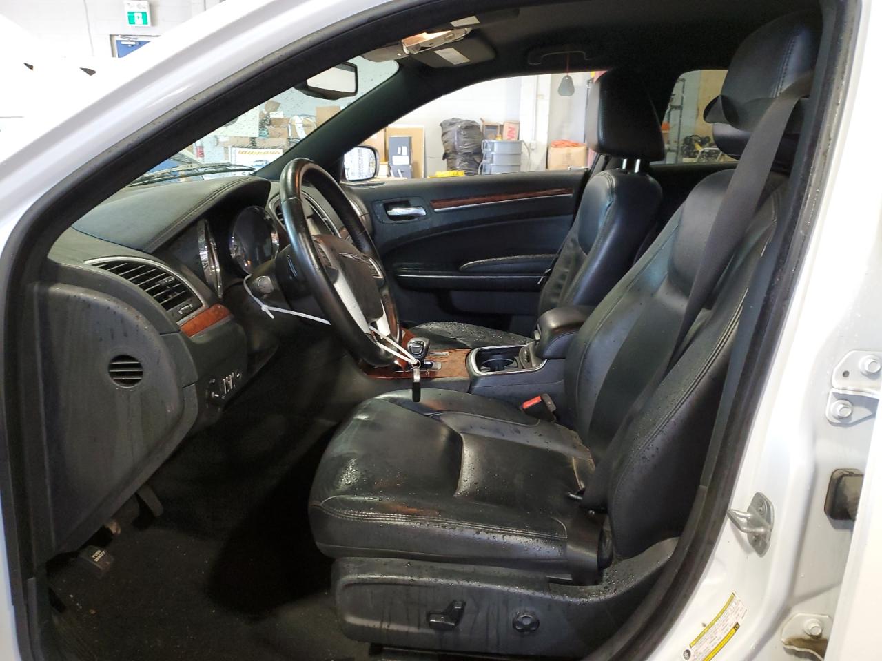 2012 Chrysler 300 Limited VIN: 2C3CCAHG4CH217146 Lot: 62389964