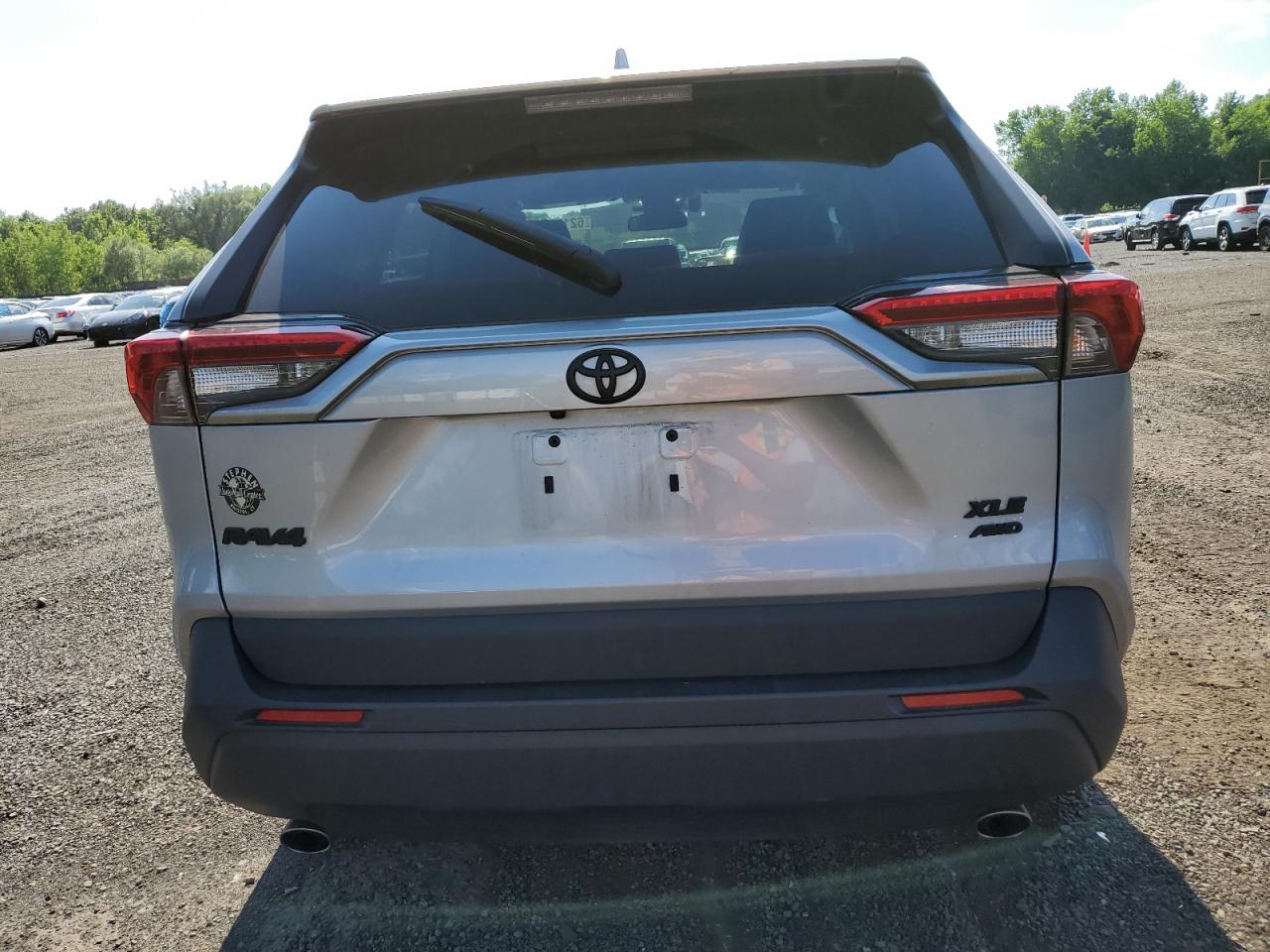 2022 Toyota Rav4 Xle Premium VIN: 2T3A1RFV2NW312137 Lot: 62176914