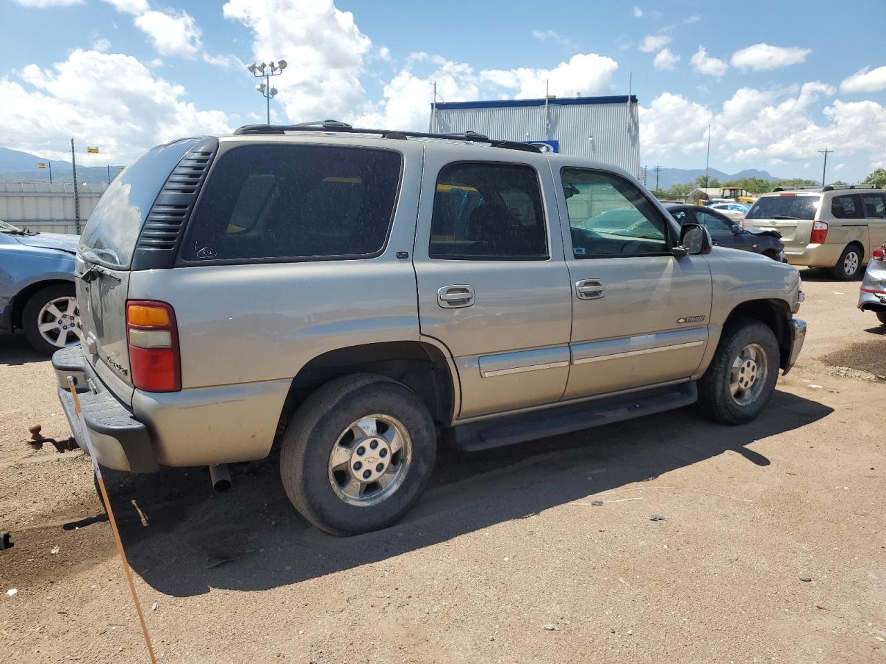 2002 Chevrolet Tahoe - Image 3