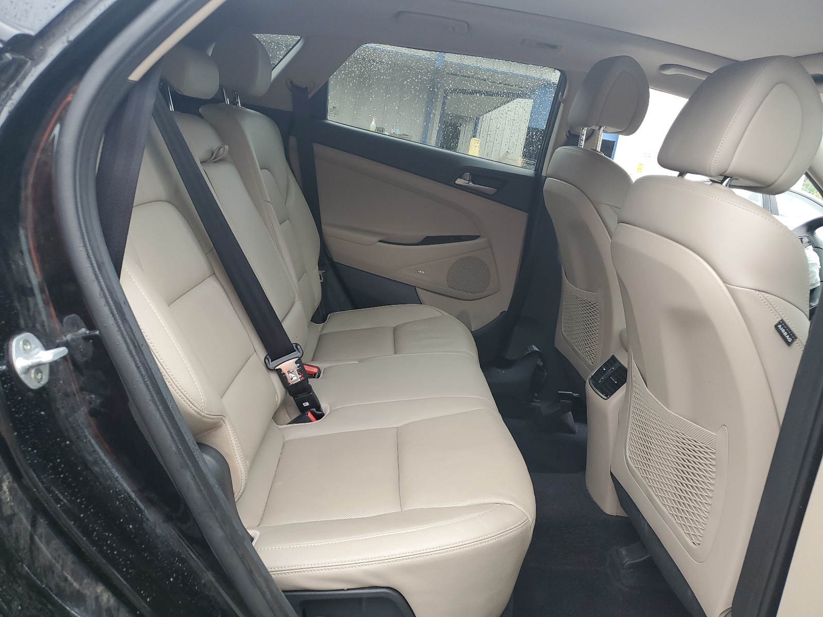 KM8J3CA26JU828105 2018 Hyundai Tucson Value