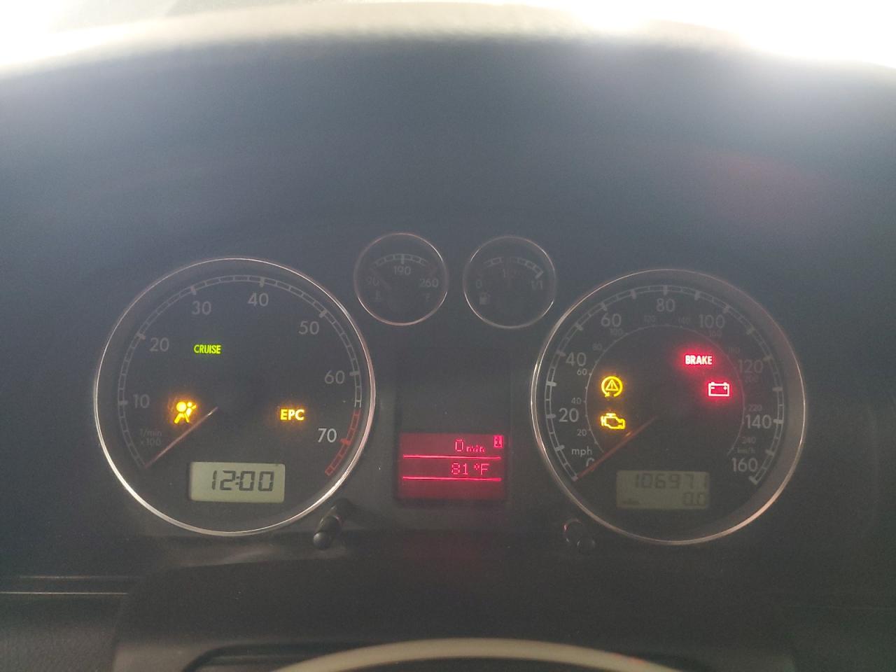 2002 Volkswagen Passat Glx VIN: WVWRH63B22P244906 Lot: 64082944