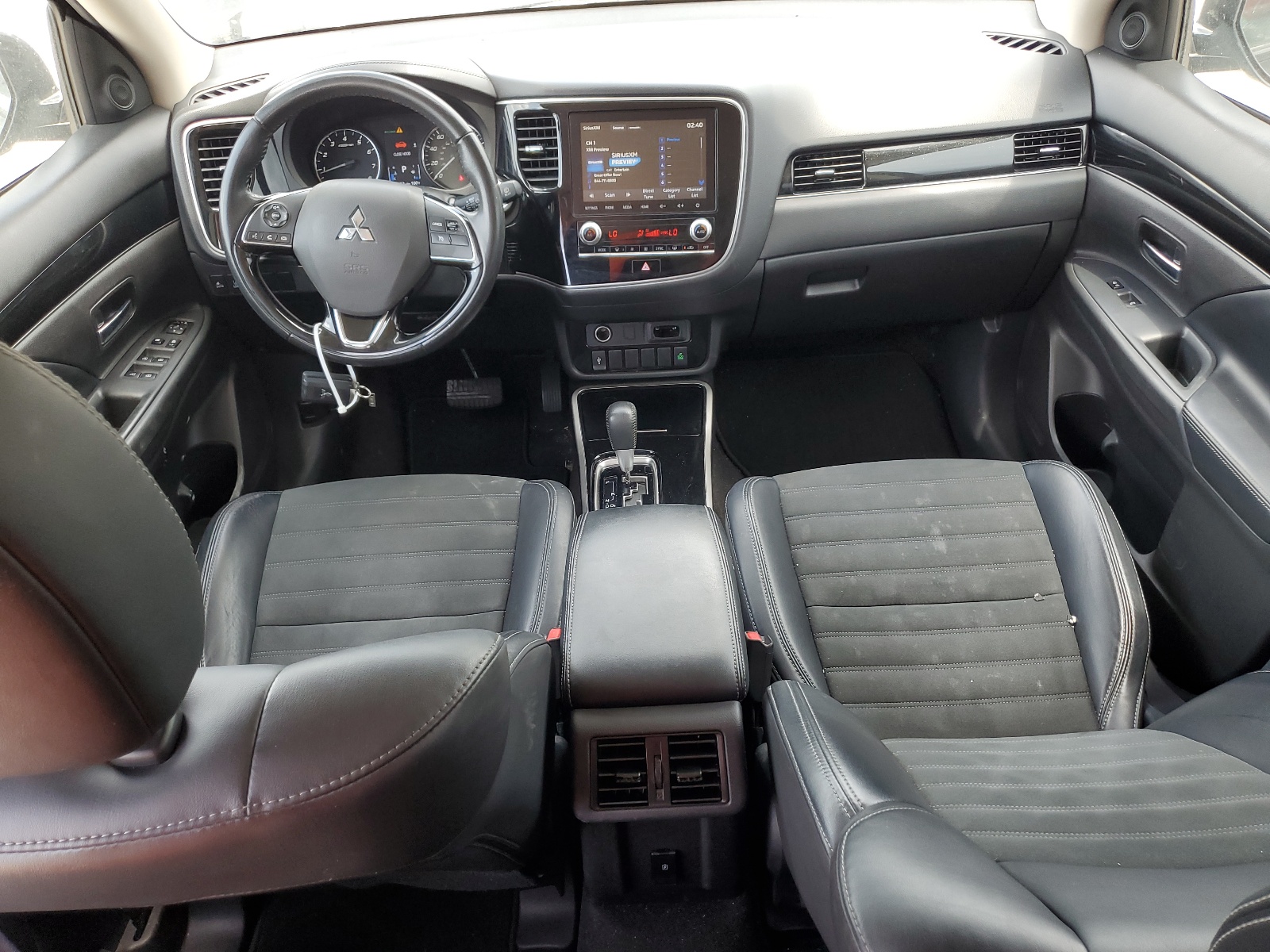 JA4AD3A31LZ038527 2020 Mitsubishi Outlander Se