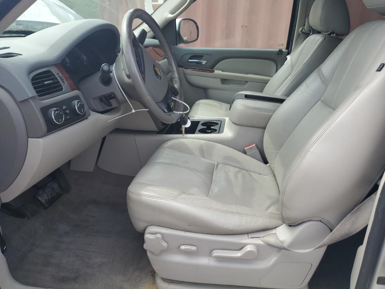 2010 Chevrolet Tahoe K1500 Lt VIN: 1GNUKBE09AR292087 Lot: 64568974