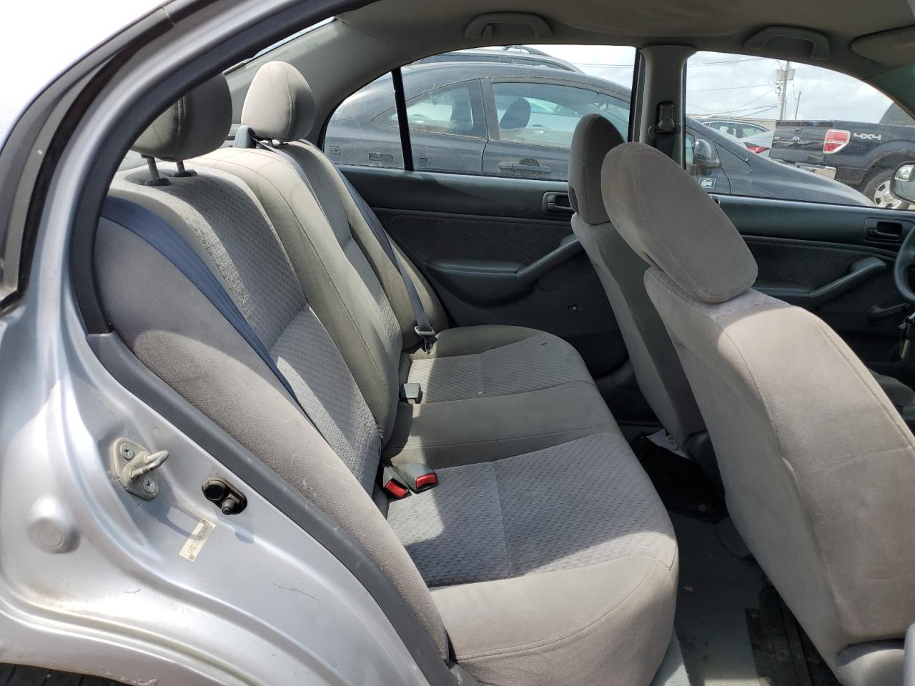 2004 Honda Civic Dx Vp VIN: 2HGES16364H546487 Lot: 61710084