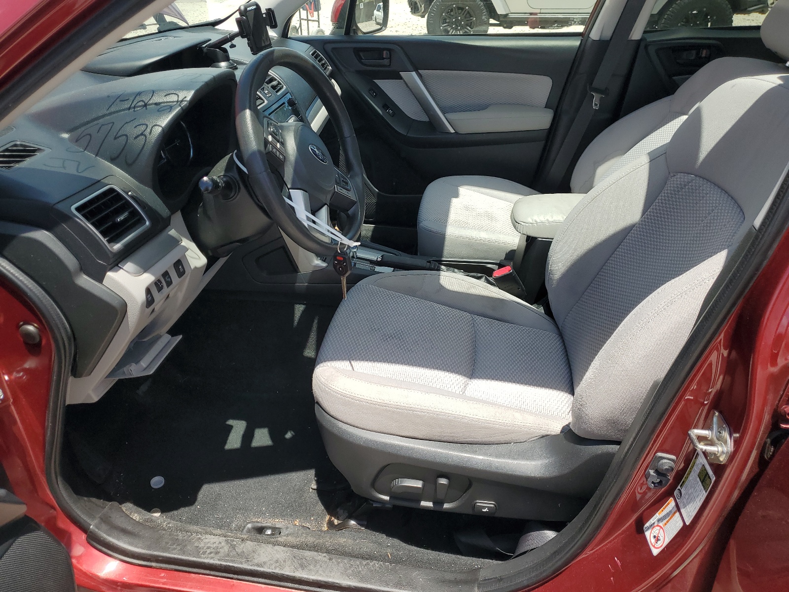 JF2SJAGC9HH575370 2017 Subaru Forester 2.5I Premium