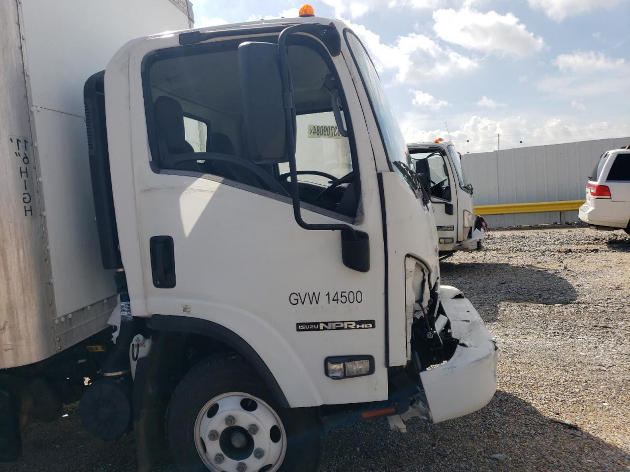 2015 Isuzu Npr Hd VIN: JALC4W167F7000180 Lot: 63709084