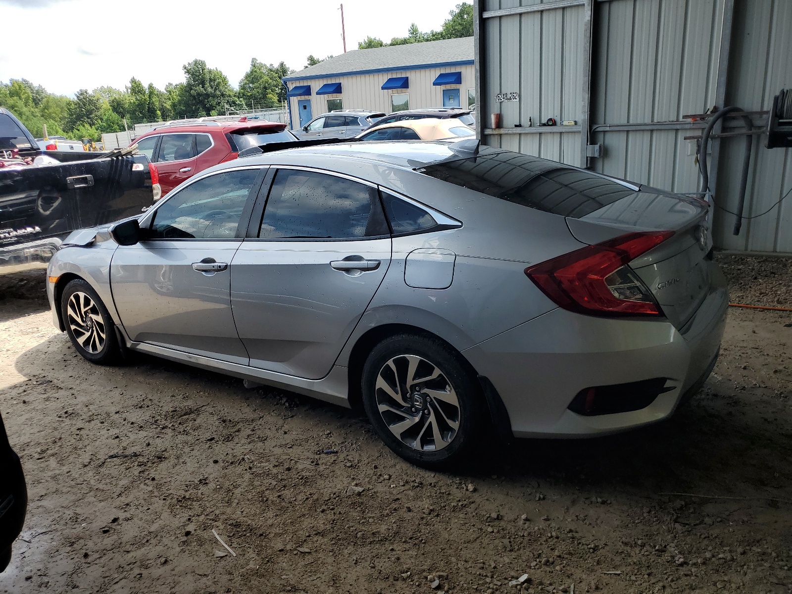 2018 Honda Civic Ex vin: 19XFC2F70JE015091