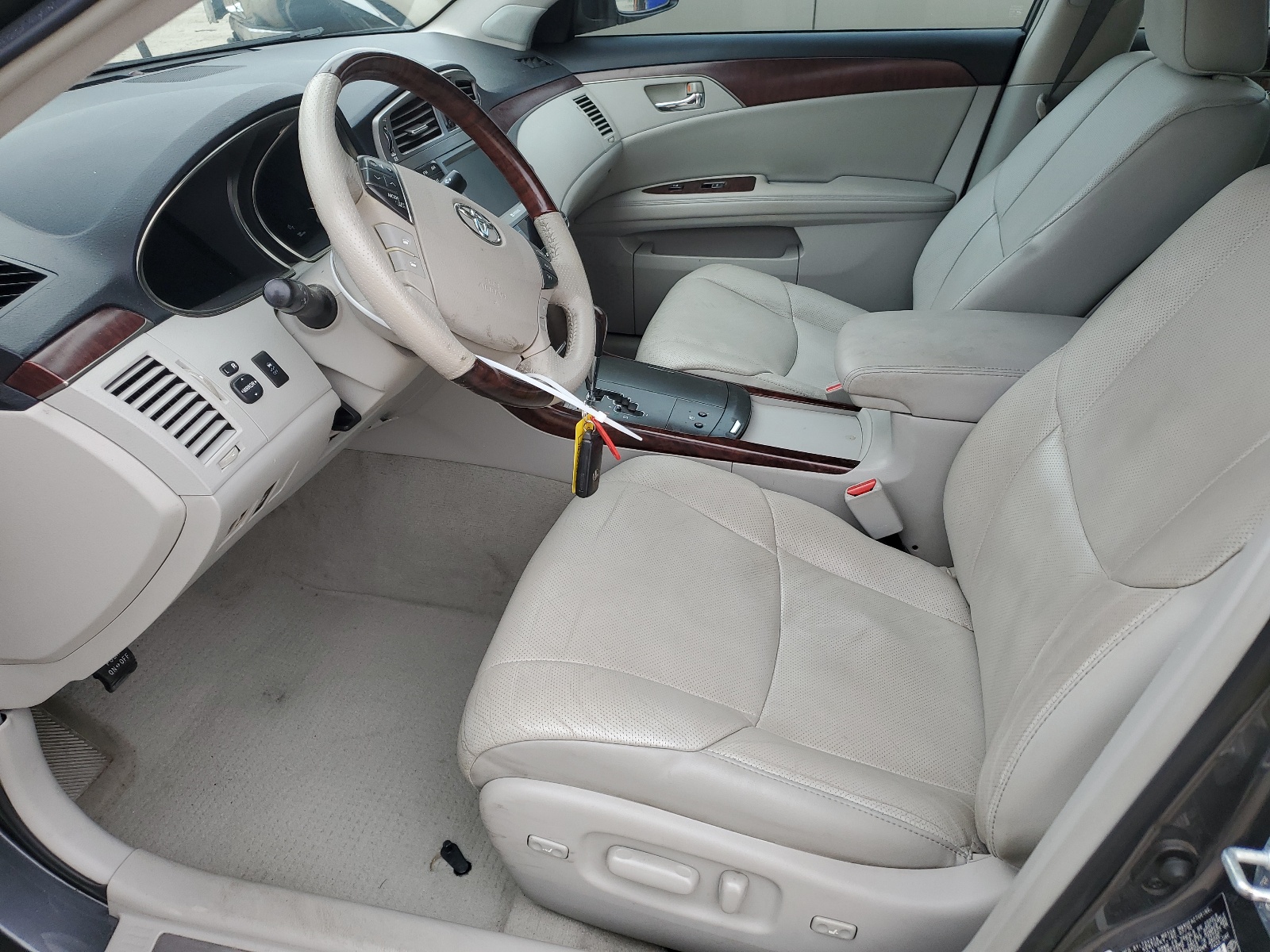 4T1BK3DB8BU390224 2011 Toyota Avalon Base