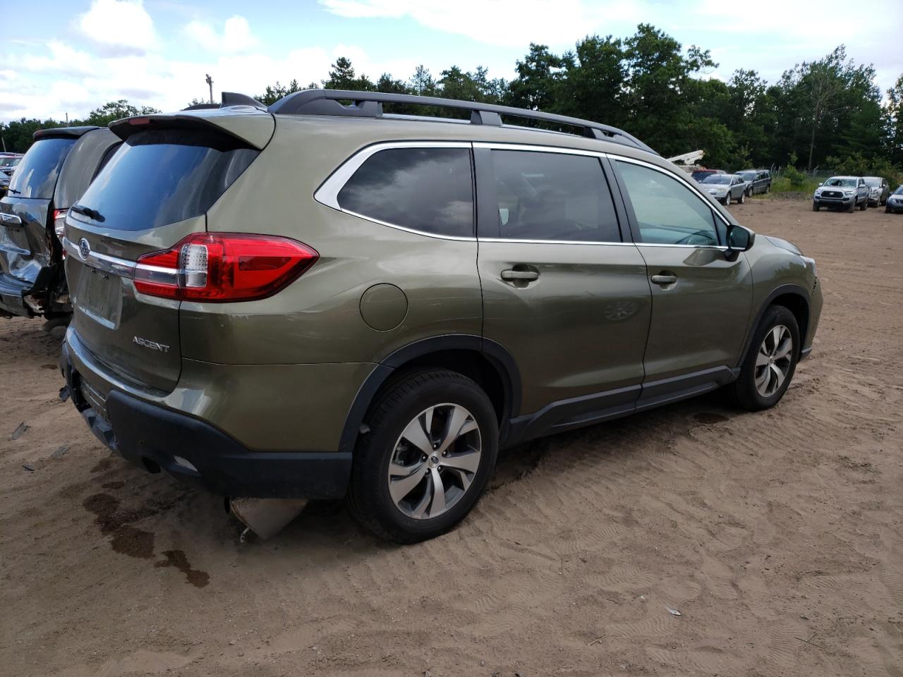 2022 Subaru Ascent Premium VIN: 4S4WMABD9N3443446 Lot: 62533514