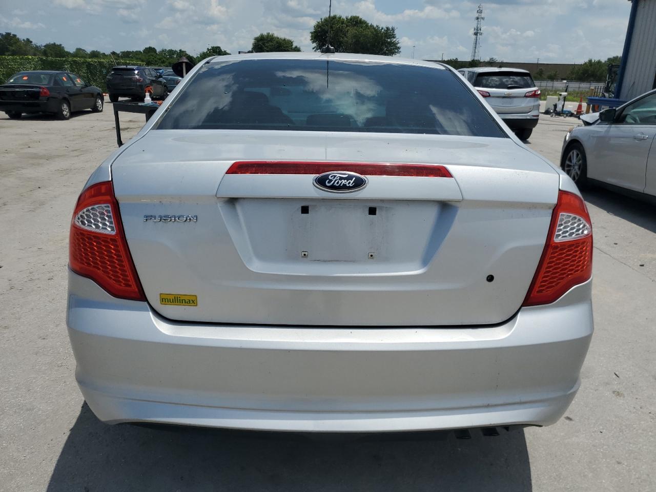 2012 Ford Fusion S VIN: 3FAHP0GA0CR389584 Lot: 64862764