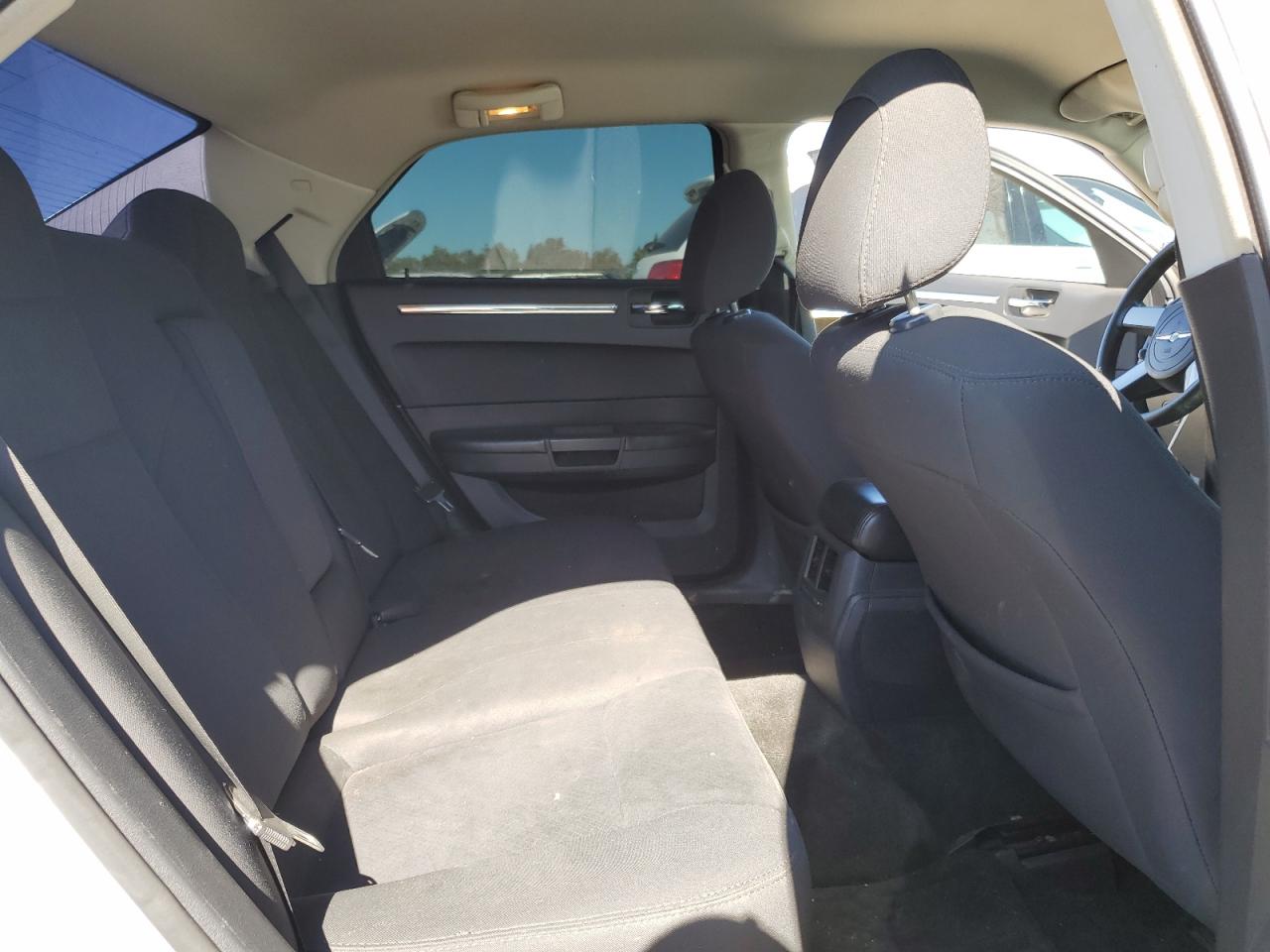 2010 Chrysler 300 Touring VIN: 2C3CA4CD6AH203153 Lot: 63148194