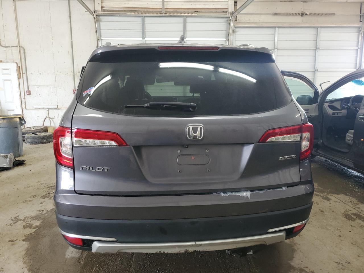 2019 Honda Pilot Touring VIN: 5FNYF5H69KB028391 Lot: 63988774
