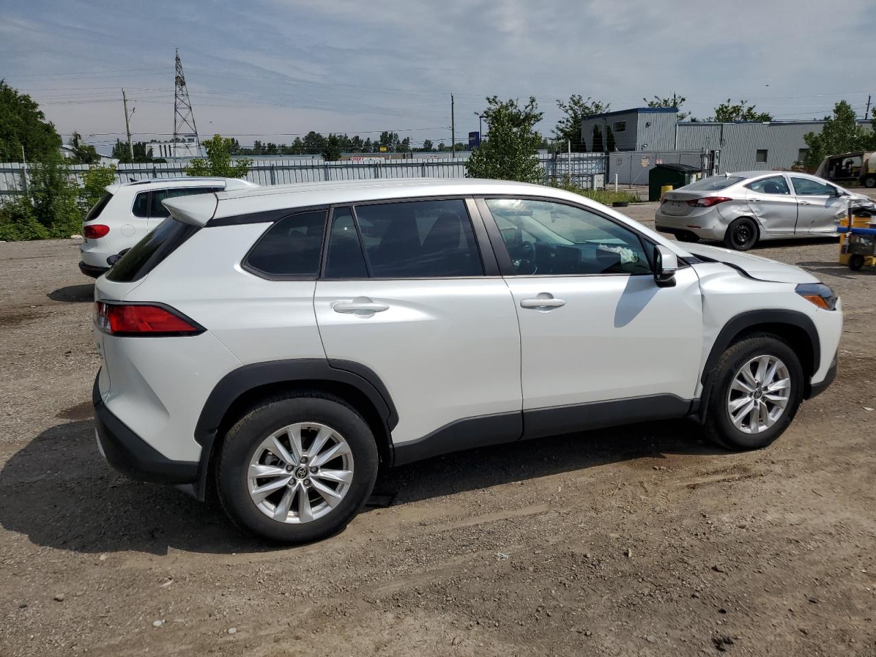 2022 Toyota Corolla Cross Le VIN: 7MUCAABG1NV042391 Lot: 60692374