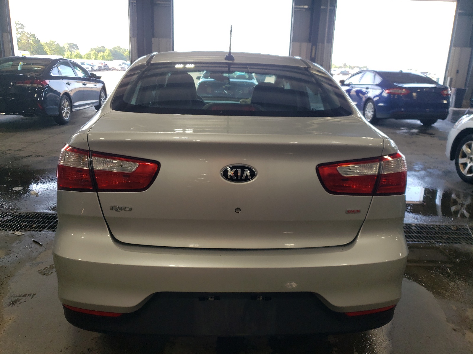 KNADM4A39H6035129 2017 Kia Rio Lx