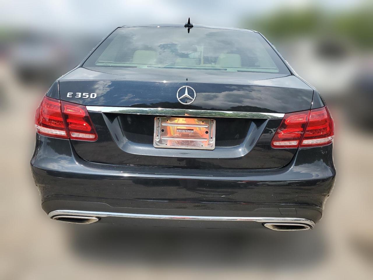 2014 Mercedes-Benz E 350 VIN: WDDHF5KBXEA942156 Lot: 64610344