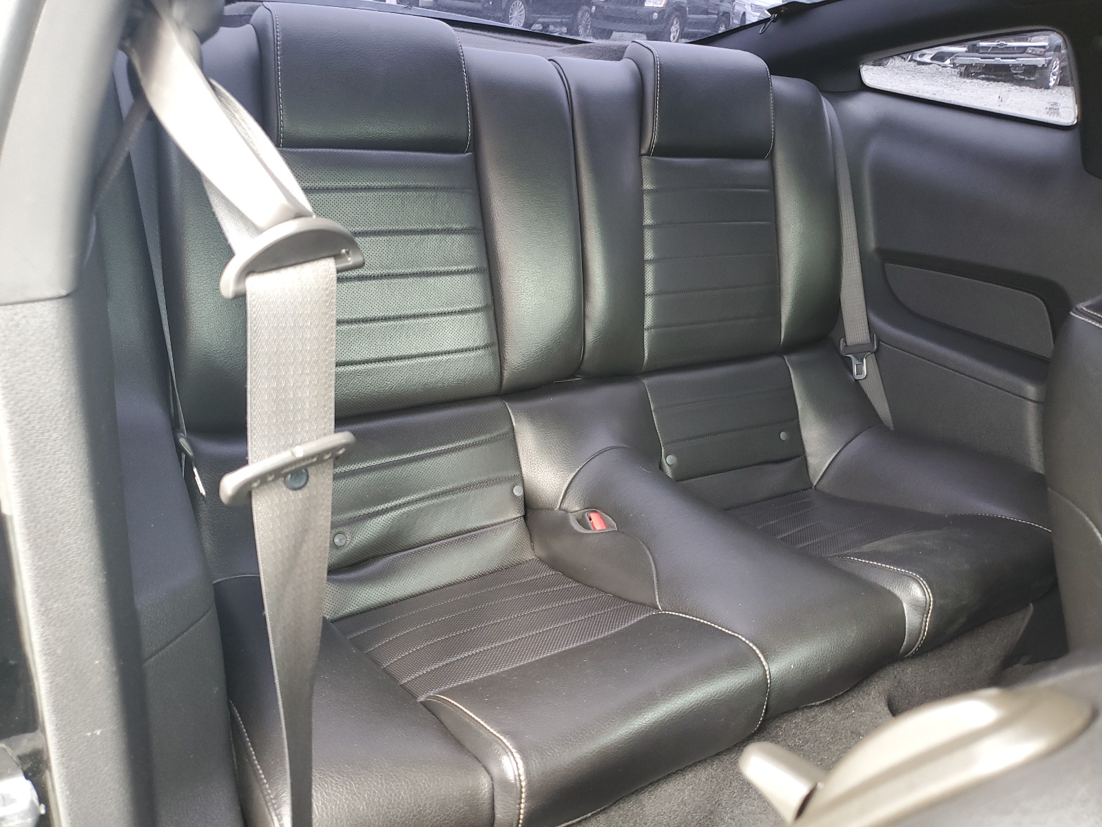 1ZVBP8ANXA5168646 2010 Ford Mustang