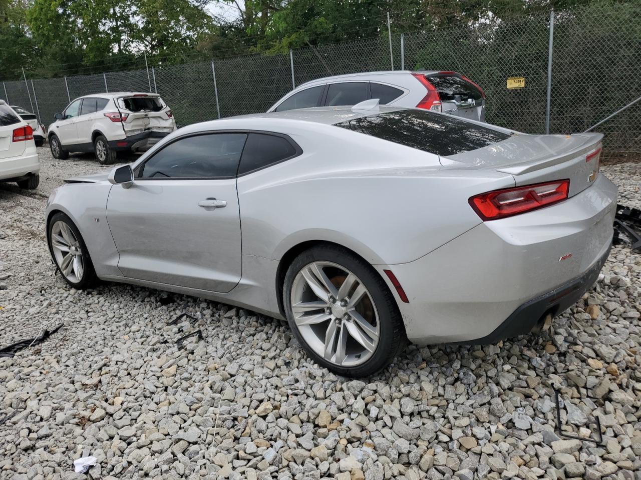 1G1FB1RS6J0105649 2018 CHEVROLET CAMARO - Image 2