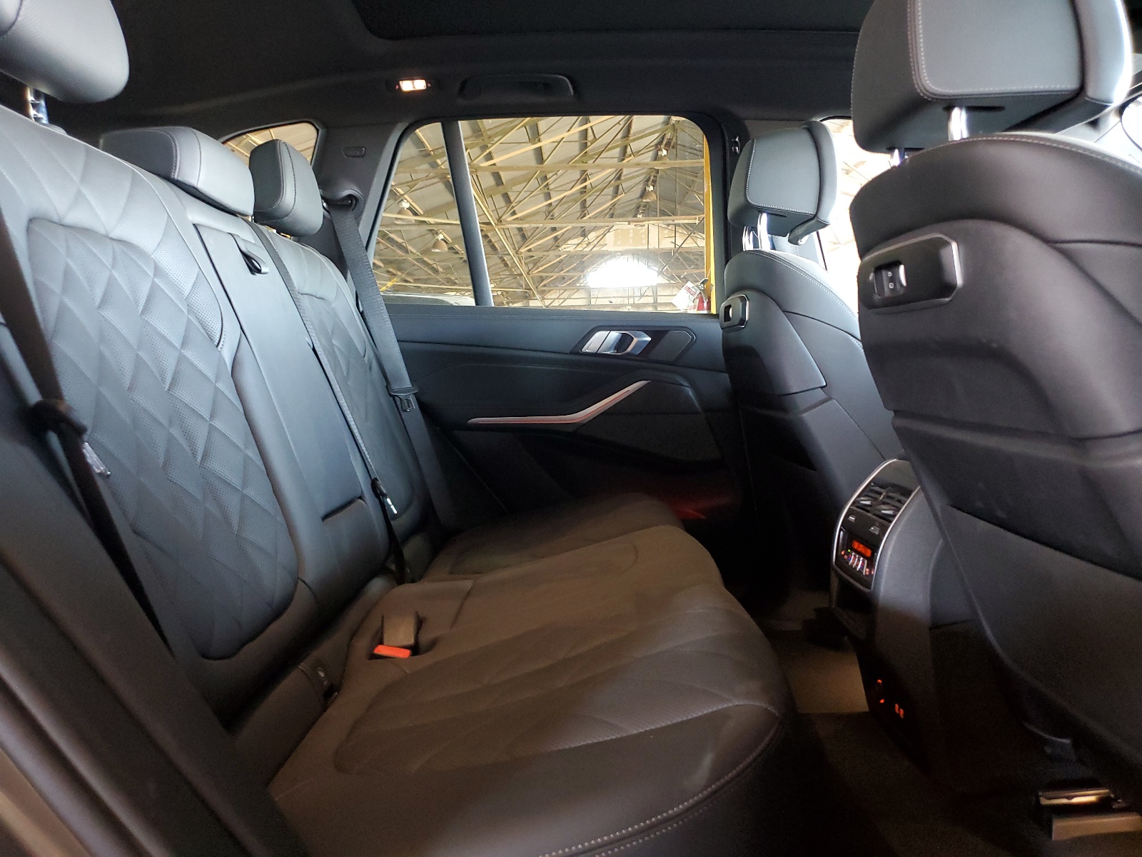 5UX23EU01R9U21112 2024 BMW X5 xDrive40I