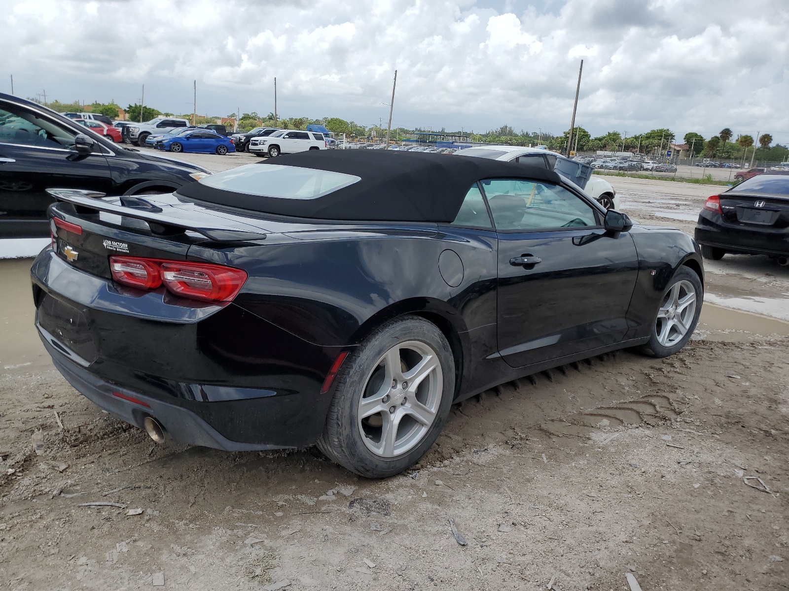 2020 Chevrolet Camaro Ls vin: 1G1FB3DS0L0106737