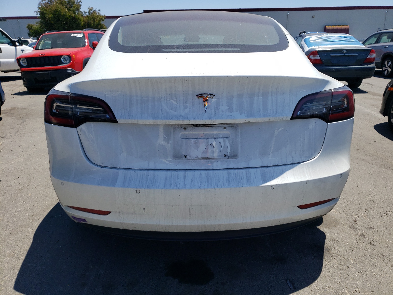 5YJ3E1EA1JF057462 2018 Tesla Model 3