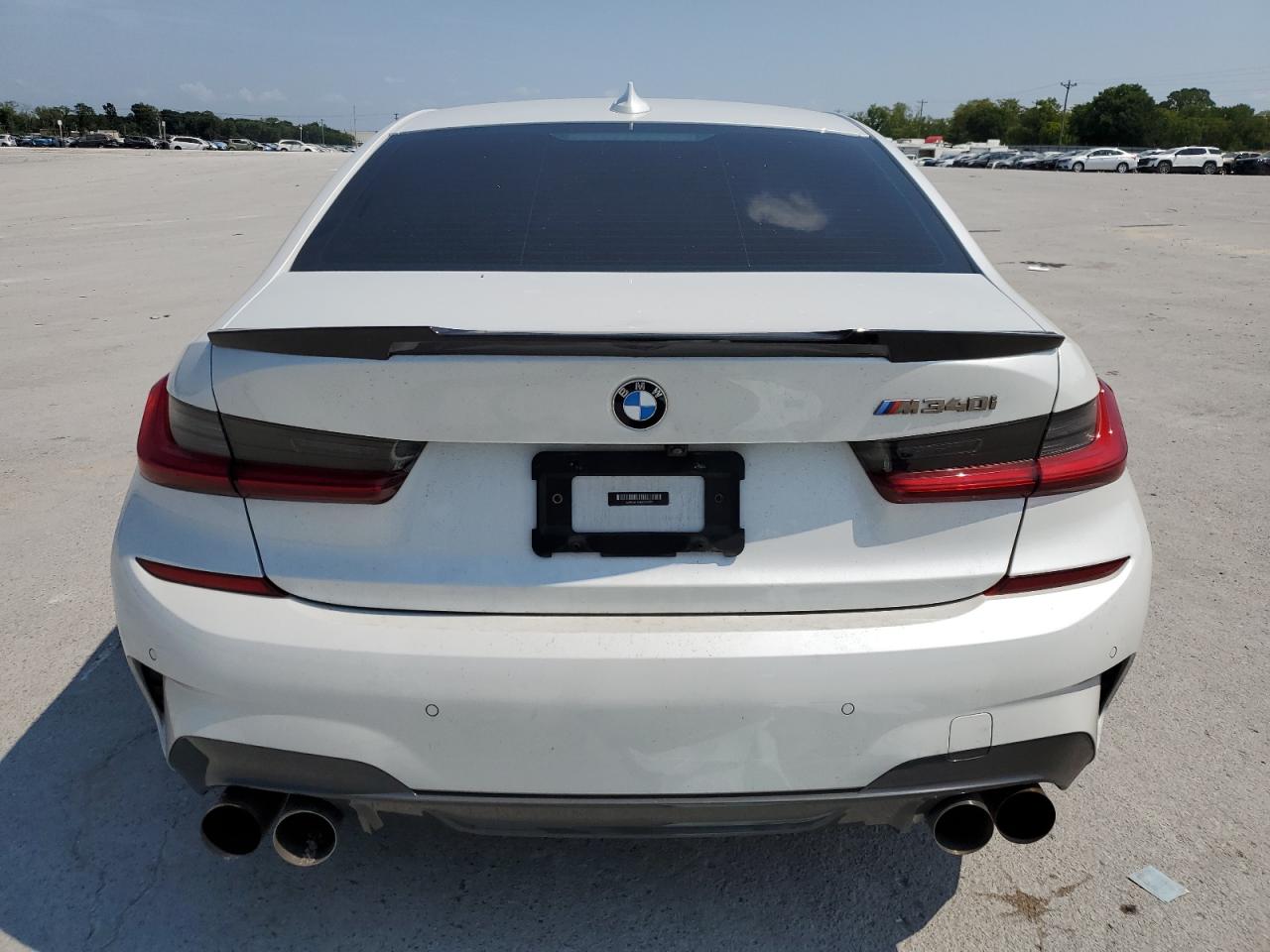 3MW5U7J03M8C00252 2021 BMW M340I