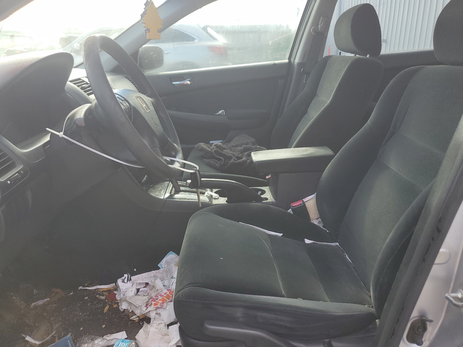 1HGCM56306A125665 2006 Honda Accord Se