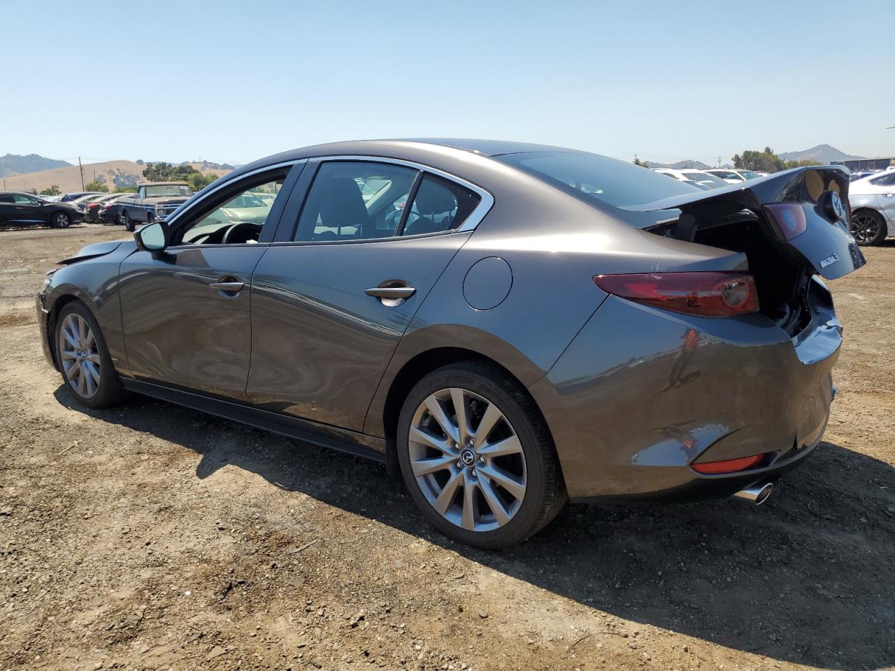 2021 Mazda 3 Preferred VIN: 3MZBPACLXMM252418 Lot: 62574764