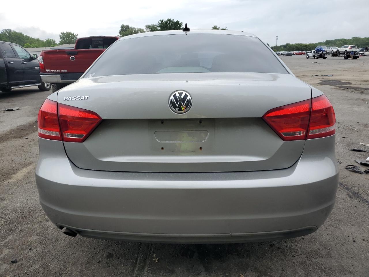 1VWAH7A32DC145377 2013 Volkswagen Passat S