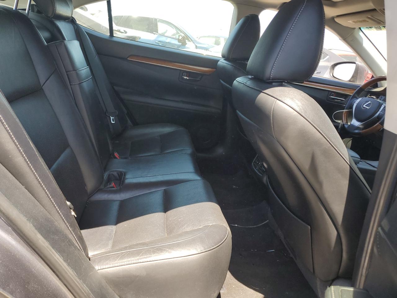 2015 Lexus Es 300H VIN: JTHBW1GG6F2084630 Lot: 64074114