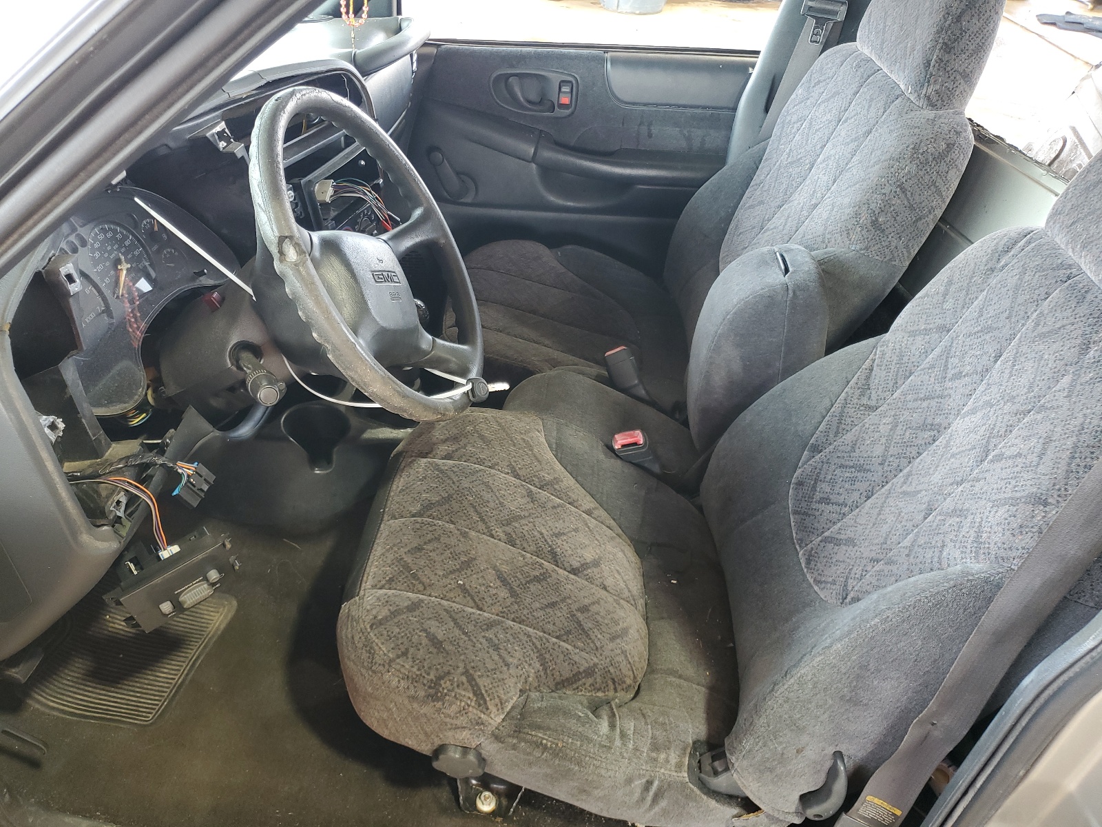 1GTCS1440Y8113180 2000 GMC Sonoma