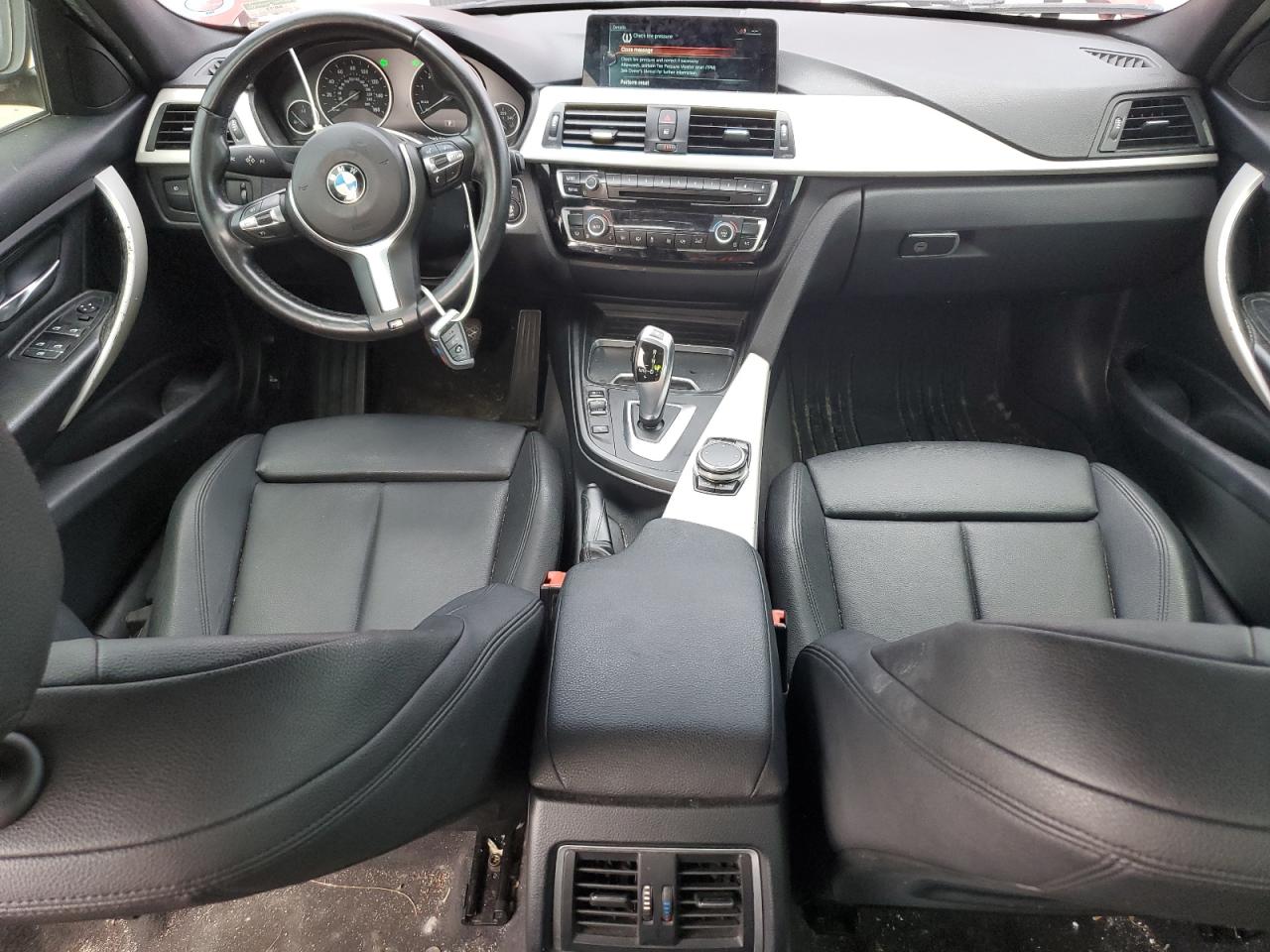 2017 BMW 320 I VIN: WBA8E1G38HNU15931 Lot: 61686174