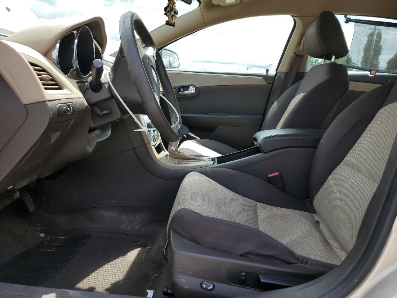 2010 Chevrolet Malibu Ls VIN: 1G1ZA5E05AF289877 Lot: 64836894