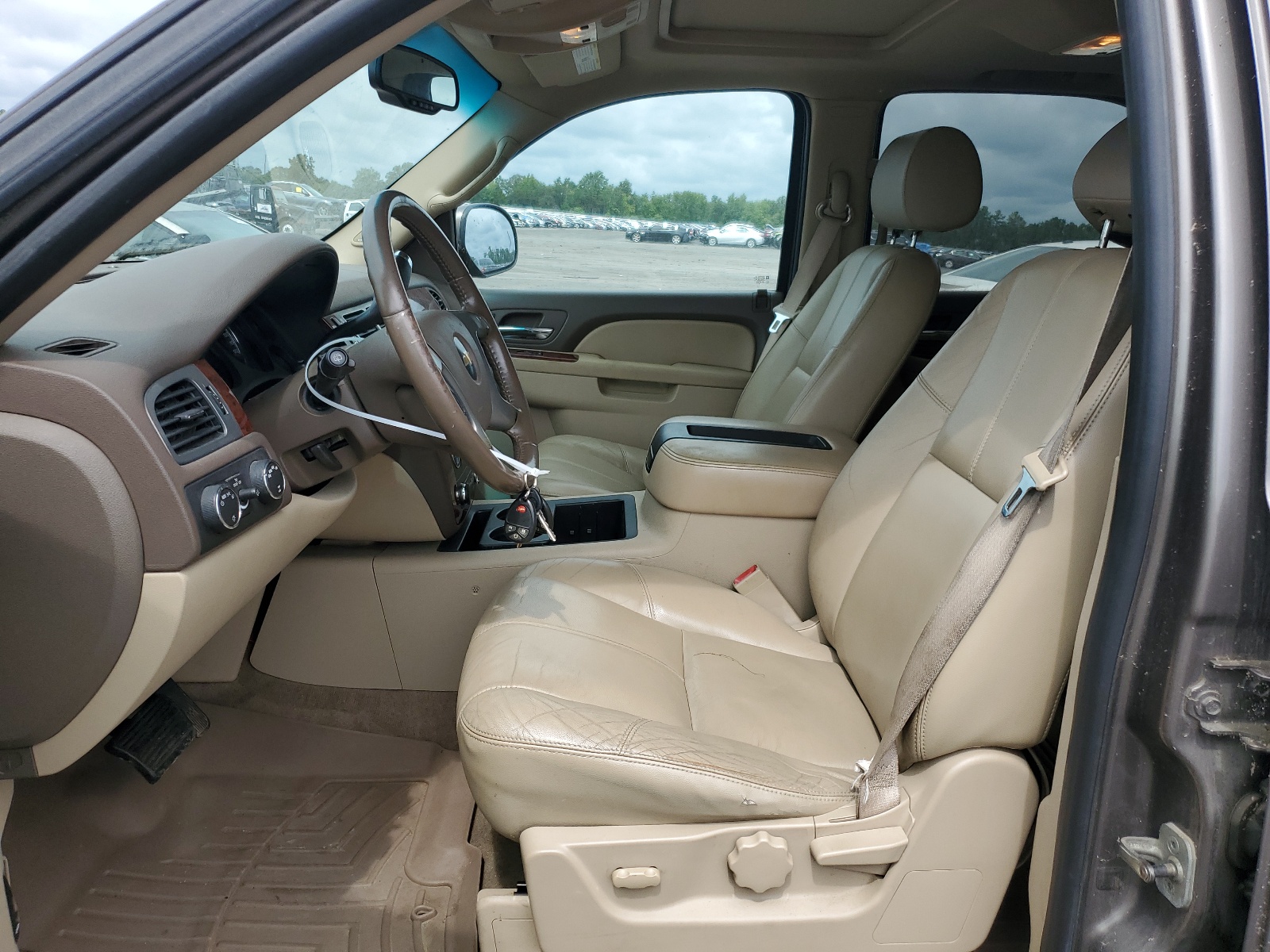 1GNSKDFJ3BR204436 2011 Chevrolet Tahoe Hybrid