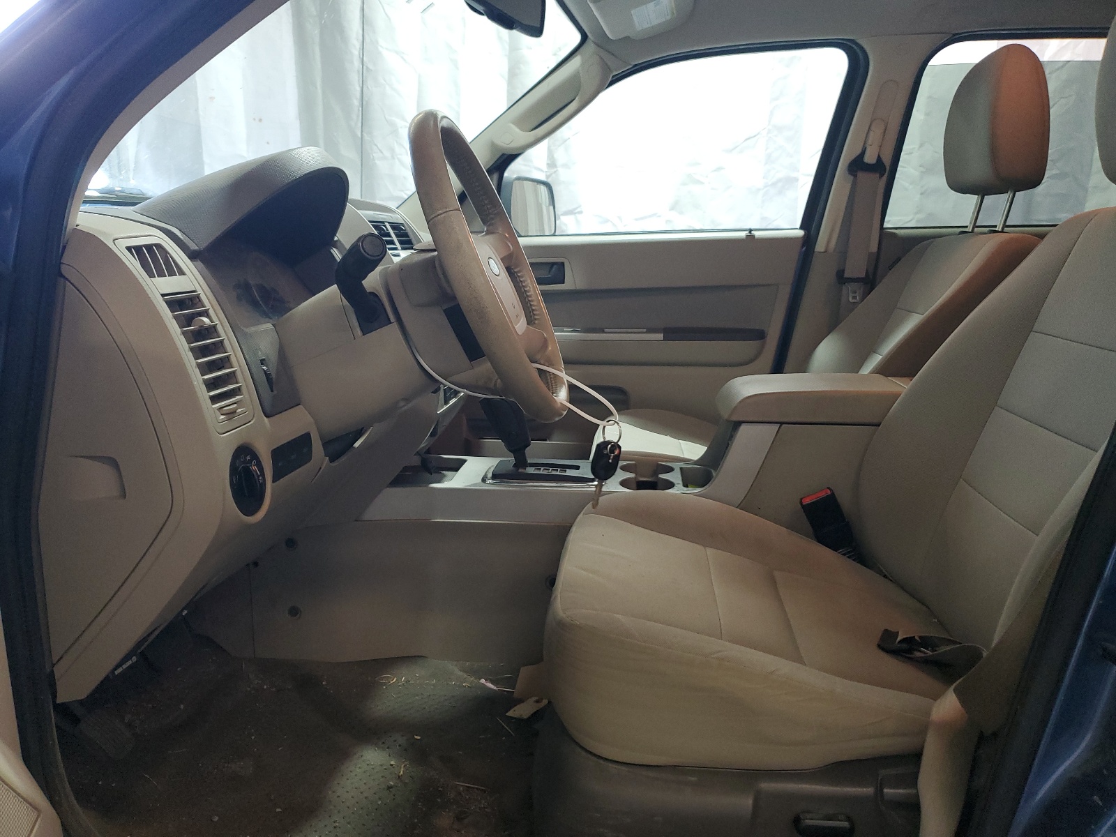 1FMCU9D79AKD25731 2010 Ford Escape Xlt